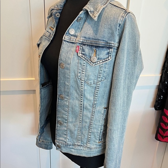 Levi's Light Blue Jean Jacket for Women - Picture 8 of 9